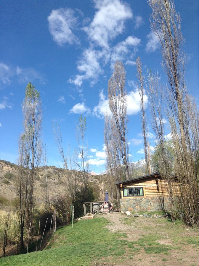 Mil Piedras Cabins Potrerillos Bagian luar foto